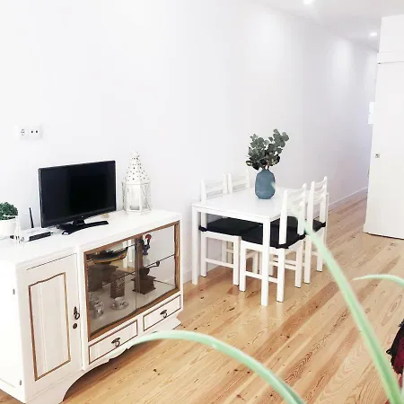 20 1 - Lisbon Central Apartment With Terrace-2